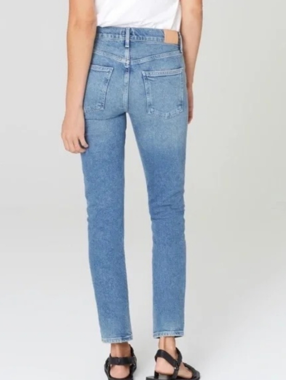 Citizens of Humanity Skyla Straight Leg Cigarette Button-Fly Mid-rise Jeans - Picture 2 of 11